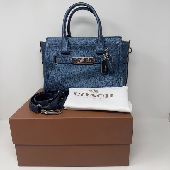 Coach Swagger Satchel - Picture 1 of 15
